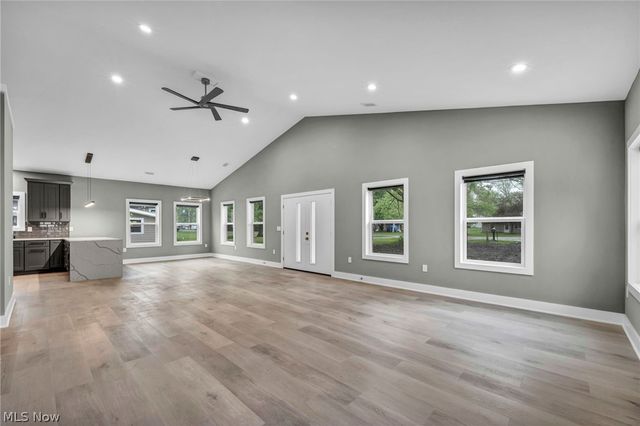 33743 Henwell Road, Columbia Station, OH 44028