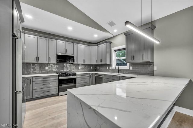 33743 Henwell Road, Columbia Station, OH 44028