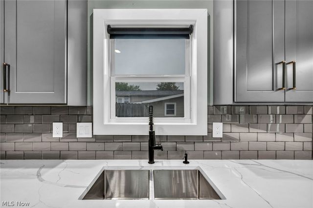 33743 Henwell Road, Columbia Station, OH 44028