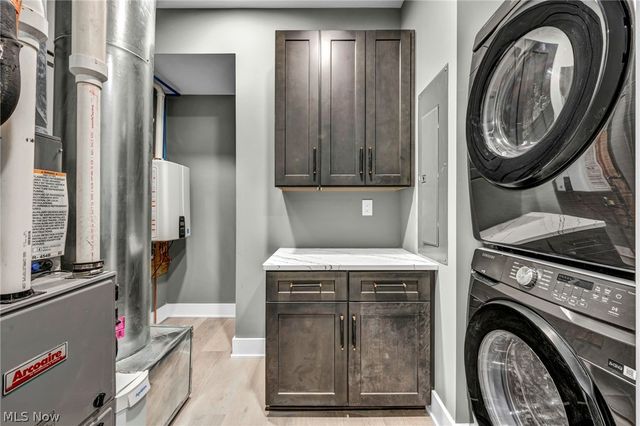 33743 Henwell Road, Columbia Station, OH 44028