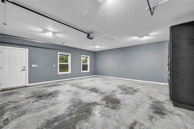 33743 Henwell Road, Columbia Station, OH 44028