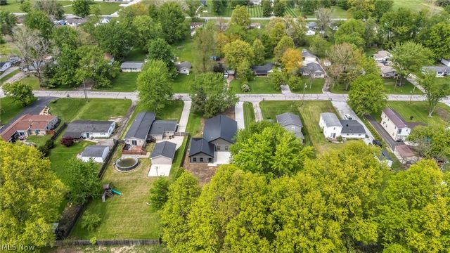 33743 Henwell Road, Columbia Station, OH 44028