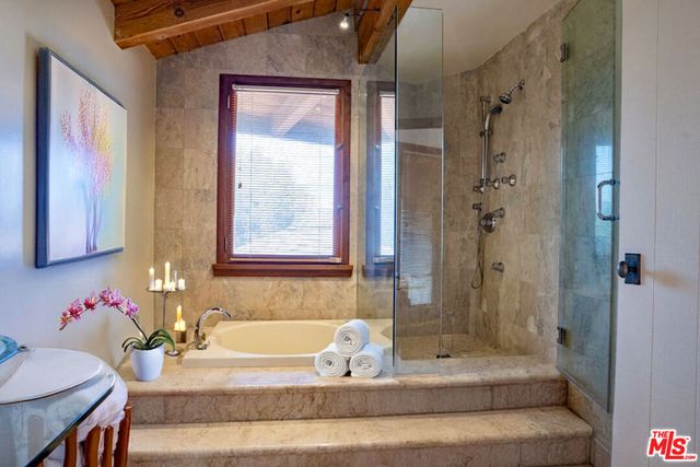 1926 Calle Yucca, Thousand Oaks, CA 91360