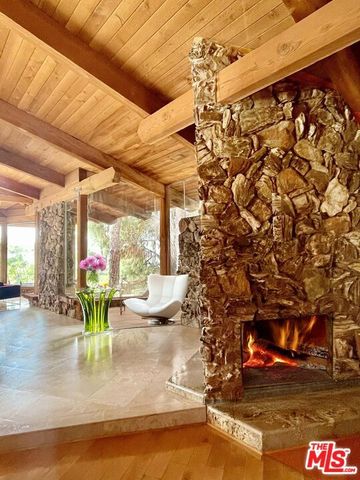 1926 Calle Yucca, Thousand Oaks, CA 91360