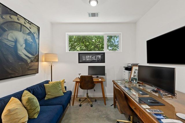 2016 Jesse E Segovia ST A, Austin, TX 78702