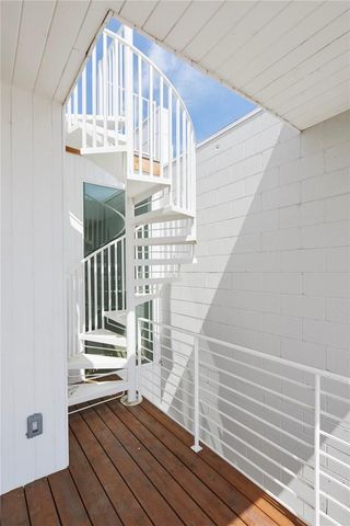 2016 Jesse E Segovia ST A, Austin, TX 78702