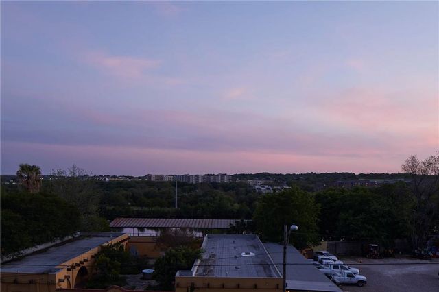 2016 Jesse E Segovia ST A, Austin, TX 78702