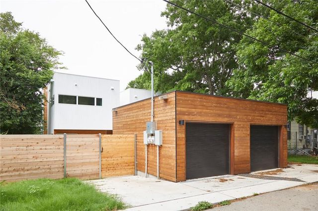2016 Jesse E Segovia ST A, Austin, TX 78702