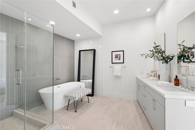468 Ashton, Laguna Beach, CA 92651