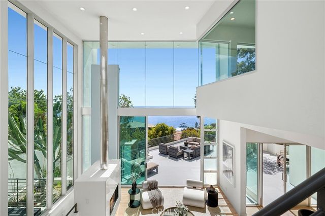 468 Ashton, Laguna Beach, CA 92651