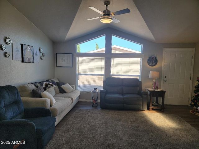 3727 N INDIANA Avenue, Florence, AZ 85132