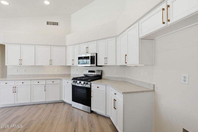 20457 N 87TH Drive, Peoria, AZ 85382