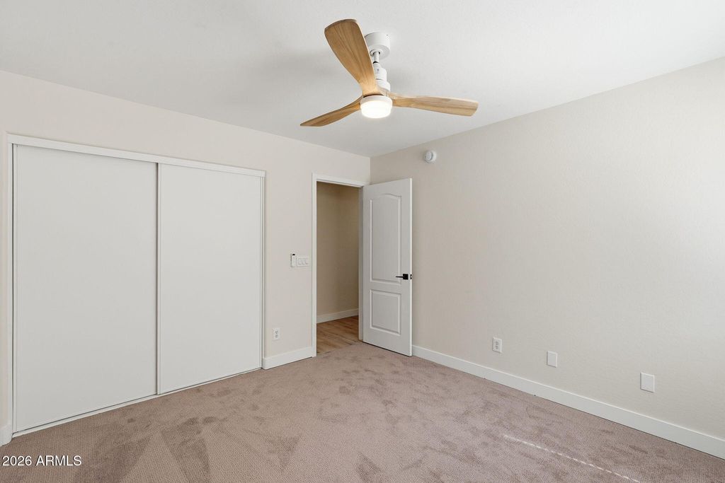 Image 28 of property listing at 20457 N 87TH Drive, Peoria, AZ 85382