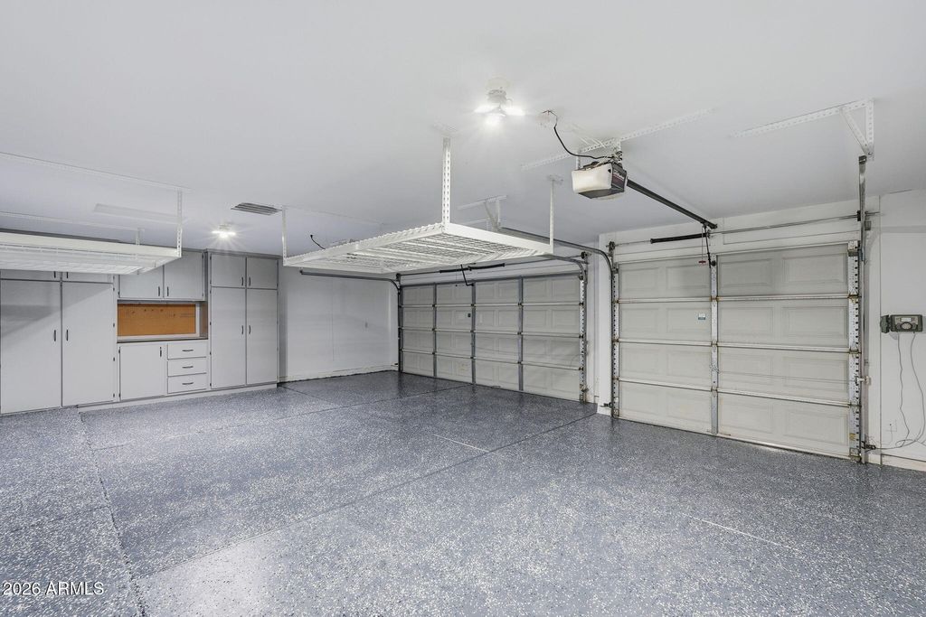 Image 33 of property listing at 20457 N 87TH Drive, Peoria, AZ 85382