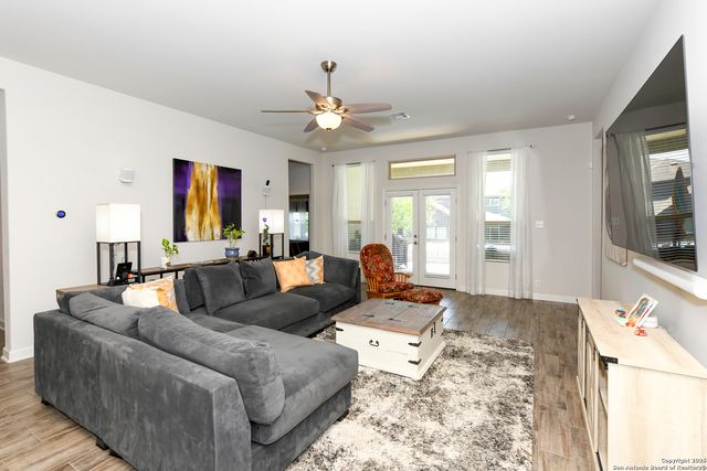 1710 Briar Spring, San Antonio, TX 78245