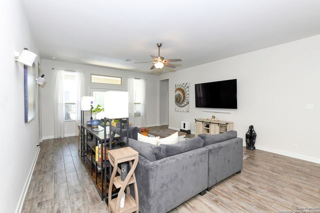 1710 Briar Spring, San Antonio, TX 78245