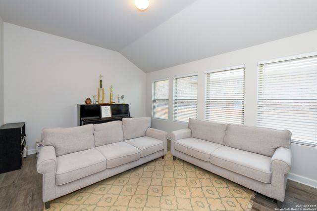 1710 Briar Spring, San Antonio, TX 78245