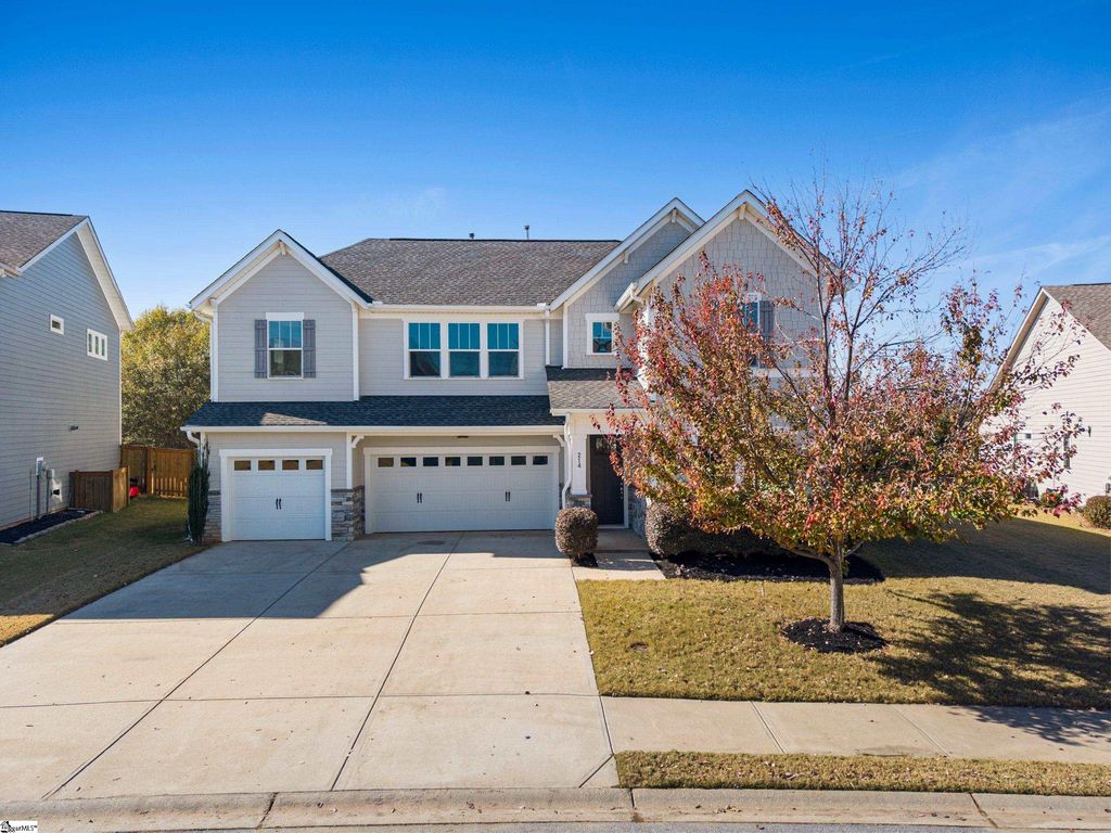 214 Durness Drive, Simpsonville, SC 29681