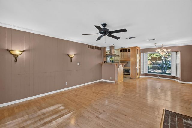 5646 N Lafayette Avenue, Fresno, CA 93711