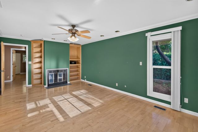 5646 N Lafayette Avenue, Fresno, CA 93711