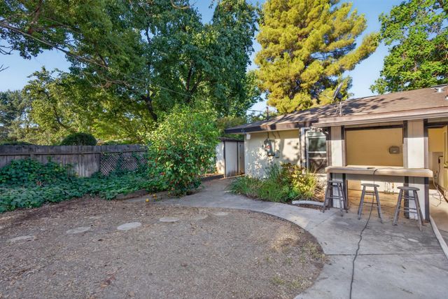 5646 N Lafayette Avenue, Fresno, CA 93711