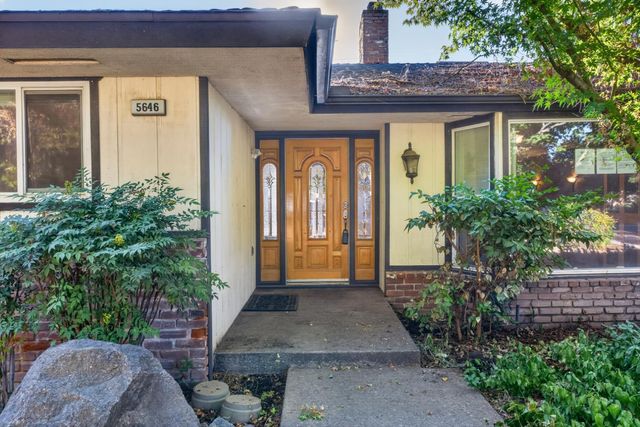 5646 N Lafayette Avenue, Fresno, CA 93711
