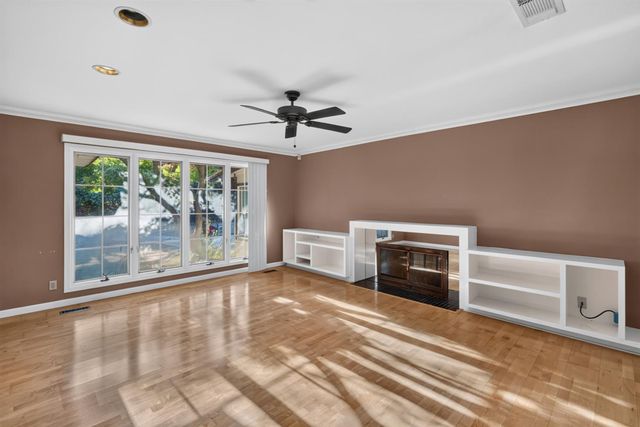 5646 N Lafayette Avenue, Fresno, CA 93711