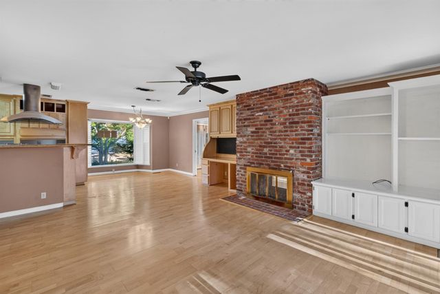 5646 N Lafayette Avenue, Fresno, CA 93711