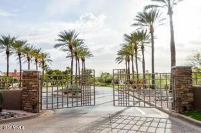 11433 E MISSION Lane, Scottsdale, AZ 85259