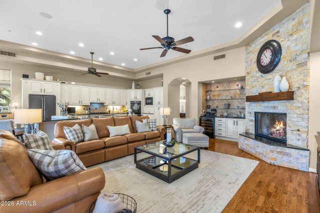 11433 E MISSION Lane, Scottsdale, AZ 85259