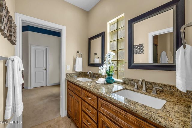 11433 E MISSION Lane, Scottsdale, AZ 85259