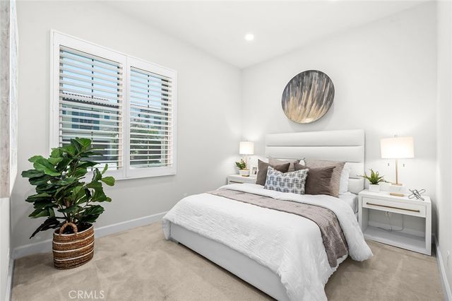 63 Lugano, Irvine, CA 92602