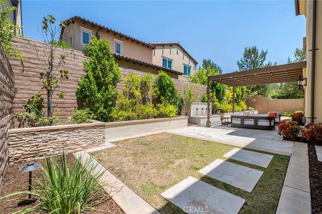 63 Lugano, Irvine, CA 92602