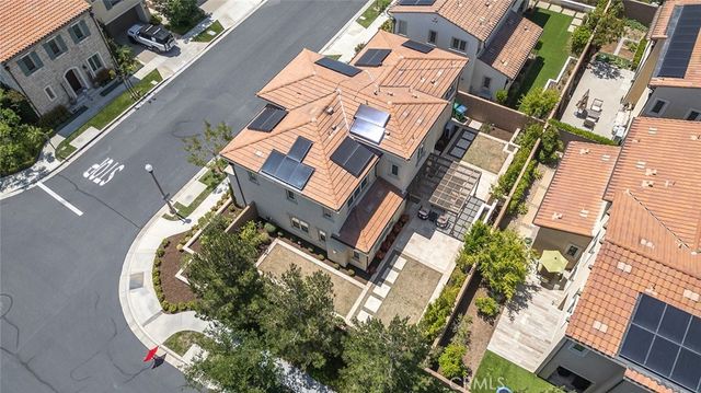 63 Lugano, Irvine, CA 92602