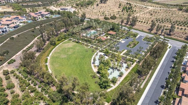 63 Lugano, Irvine, CA 92602