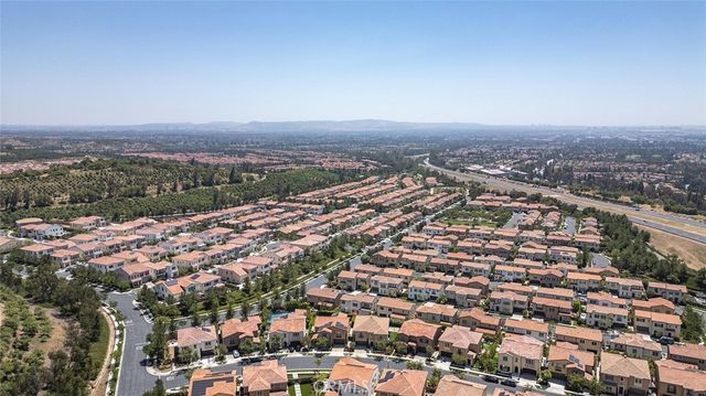 63 Lugano, Irvine, CA 92602