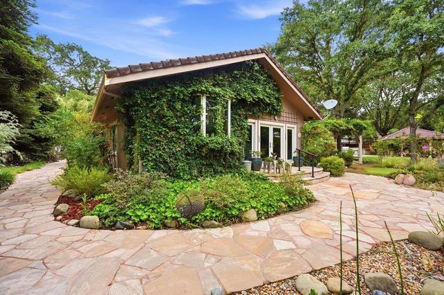 15190 Yvonne Drive, Morgan Hill, CA 95037