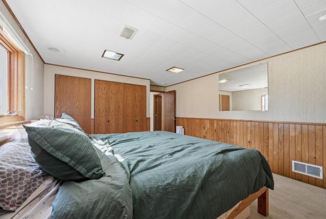 15720 7th Avenue N, Plymouth, MN 55447