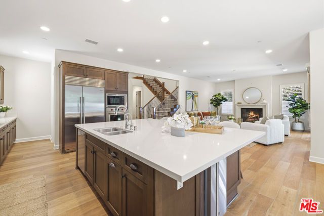 14604 McCormick Street, Sherman Oaks, CA 91411