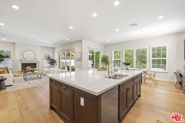 14604 McCormick Street, Sherman Oaks, CA 91411