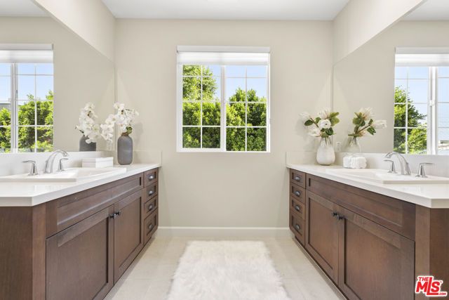 14604 McCormick Street, Sherman Oaks, CA 91411
