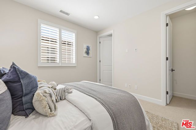 14604 McCormick Street, Sherman Oaks, CA 91411