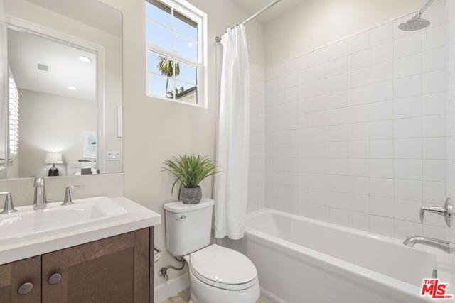 14604 McCormick Street, Sherman Oaks, CA 91411