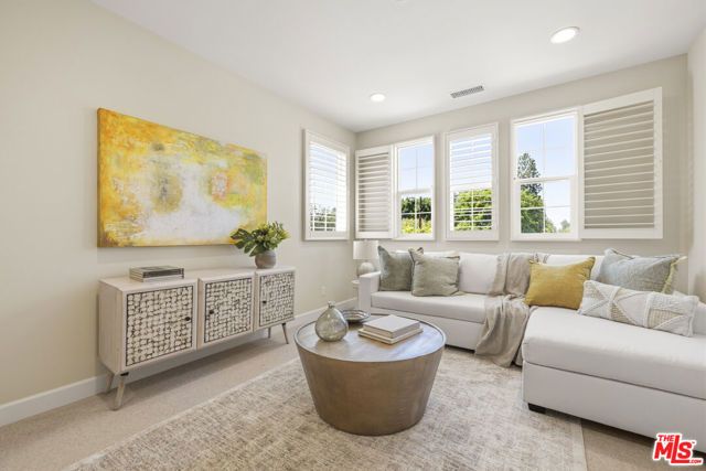 14604 McCormick Street, Sherman Oaks, CA 91411