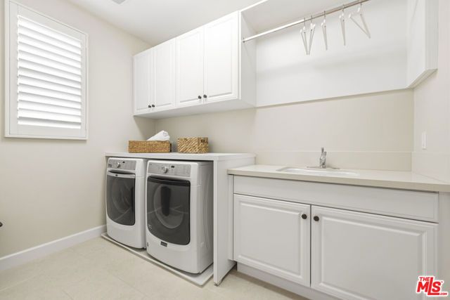 14604 McCormick Street, Sherman Oaks, CA 91411