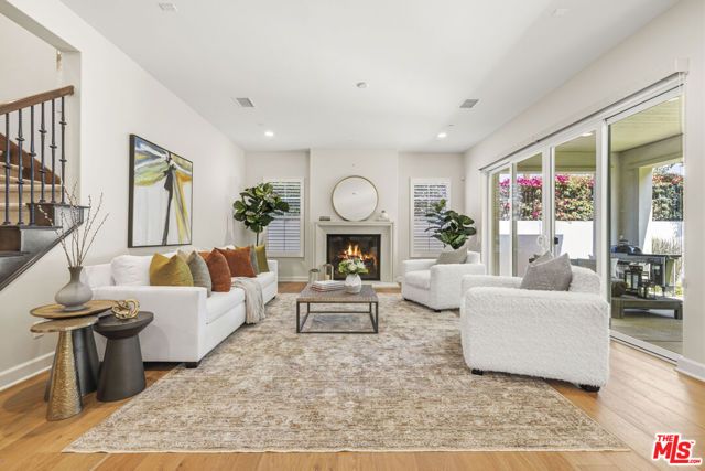 14604 McCormick Street, Sherman Oaks, CA 91411