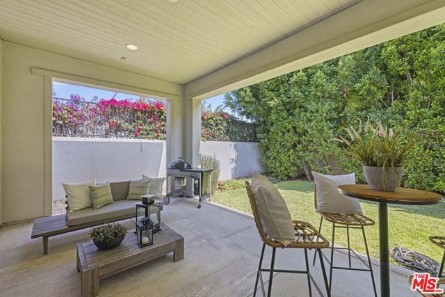 14604 McCormick Street, Sherman Oaks, CA 91411
