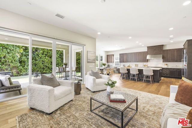 14604 McCormick Street, Sherman Oaks, CA 91411