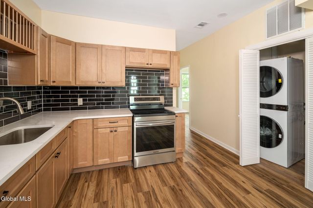 507 Central Avenue, Albany, NY 12206