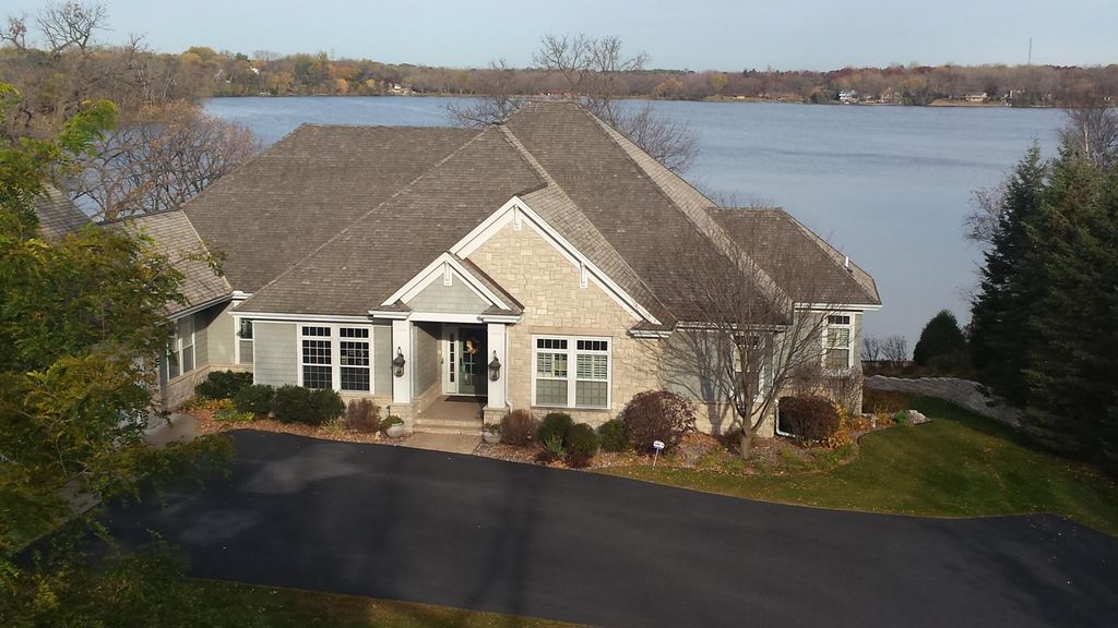 1505 Edgewater Avenue, Arden Hills, MN 55112